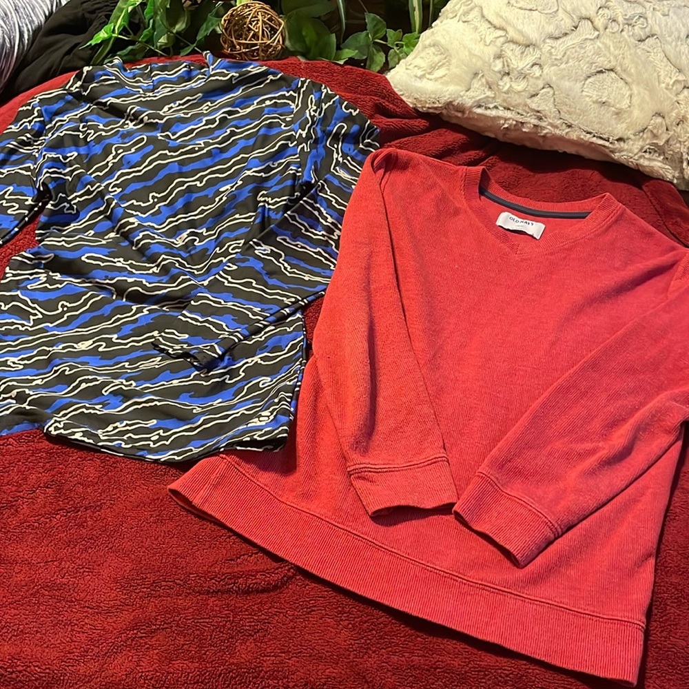 2 Boys 10-12 Shirts BUNDLE / 2 Long sleeve shirts Old Navy Rust and BCG Blue EUC